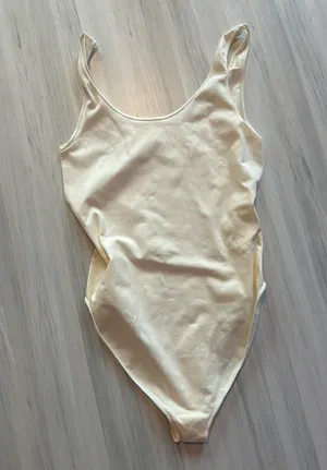 SKIMS Bodysuit thumbnail 3