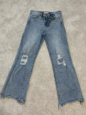 Harper Heritage Boutique Kick Crop Jeans thumbnail 4