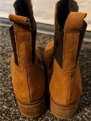 Women's Chelsea Ankle Boot in Tan Suede thumbnail 6
