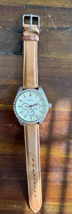 Women’s Fossil Watch- Brown Leather thumbnail 1