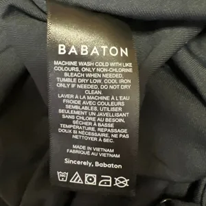 Aritzia Babaton Contour Black Sleeveless Square Neck Cami Tank Bodysuit Top Sz L thumbnail 5