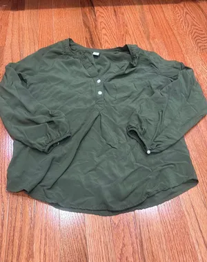Old Navy Green Top  thumbnail 1