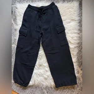 UNIQLO cargo sweatpants thumbnail 3