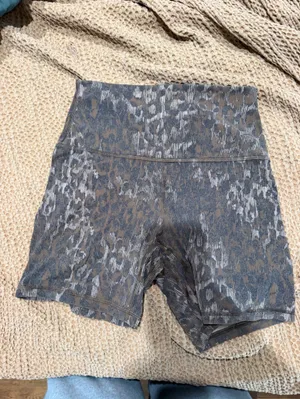 NWOT Lululemon align shorts size 6 trueleopard brown multi thumbnail 3