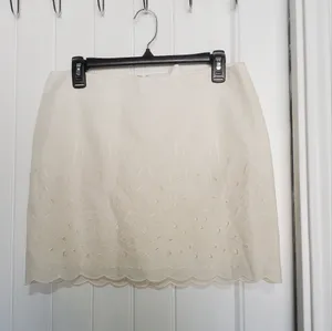 Richmond white linen Skirt Size 8 thumbnail 2