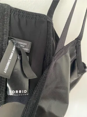 Torrid NWT Unlined Longline Underwire Bralette Black Faux Leather size 0 thumbnail 6