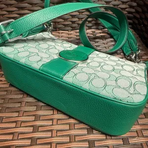 COACH C8306 Lonnie Baguette In Signature Jacquard & Leather Green thumbnail 5