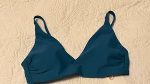 New Quince Italian V-neck Bikini Top in Teal - Size Medium thumbnail 6