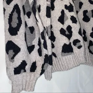 Umgee Entro Leopard Sweater Women’s Medium thumbnail 4