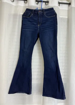 Hollister flare jeans thumbnail 1