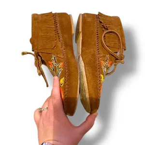 Tory Burch Huntington Moccasins Size 7 Brown Suede Embroidered Fringe‎ Boho thumbnail 4