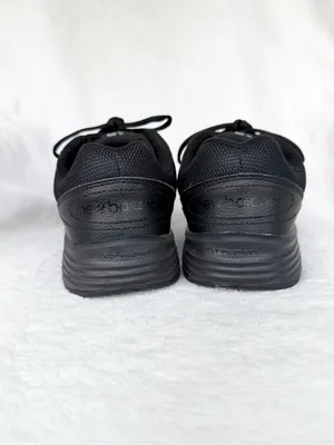 New Balance Womens 575 Athletic Shoes Size 10 Black Leather WW575BL2 Walking thumbnail 4