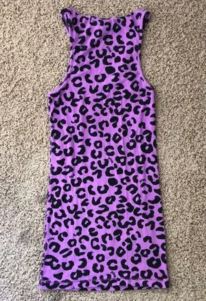 PINK medium tank ❤️ thumbnail 4