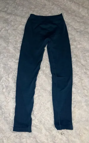 Alphalete Leggings thumbnail 1