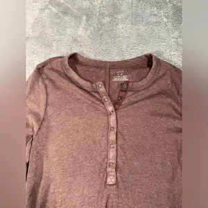 Aerie Brown Long Sleeve ribbed Henley Top medium thumbnail 4