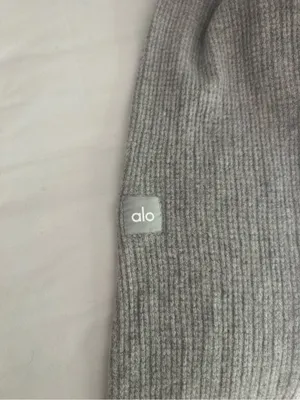 Alo Yoga cashmere high waist plush waffle athletic Heather grey pants Size XS thumbnail 5
