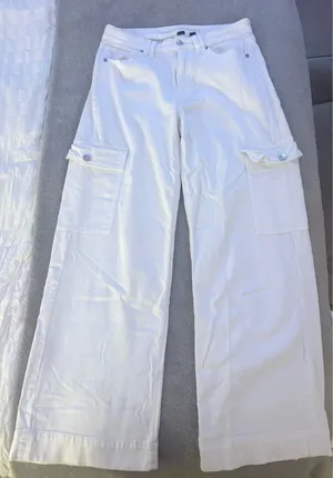 American Eagle Jeans thumbnail 1