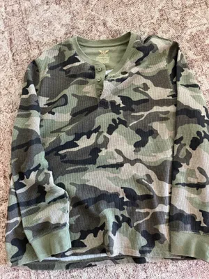 Waffle knit camo Henley thumbnail 2
