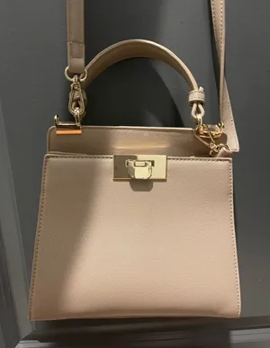 Beige Grain Pu Leather Crossbody Purse thumbnail 1