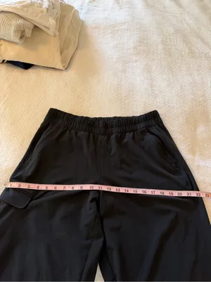 Athleta Boundless Cargo Jogger Pants Black Medium Ripstop thumbnail 8