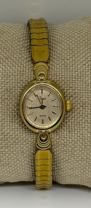 Vintage Timex Gold Tone Oval Quartz Watch Stretch Bracelet CR1216 Philippines 6” thumbnail 1