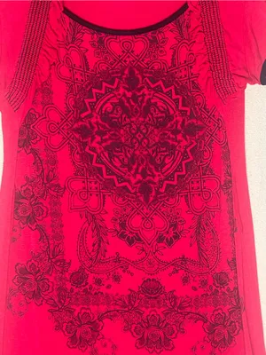 Plus size Red Short-Sleeve Graphic Tunic Top - Mini dress Size 2X Flattering fit thumbnail 2