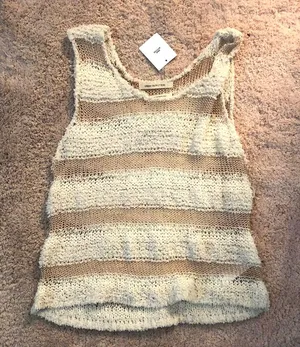 Urban Outfitters Top thumbnail 1