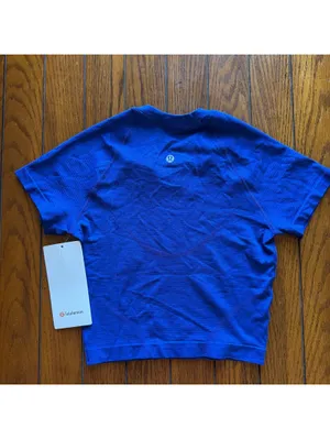 Lululemon Swiftly Tech Cropped Short Sleeve 2.0 Clubhouse Blue Size 4 NWT thumbnail 2