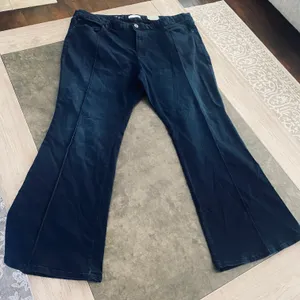 Ryegrass Womens High Rise Flare Leg Jean thumbnail 4