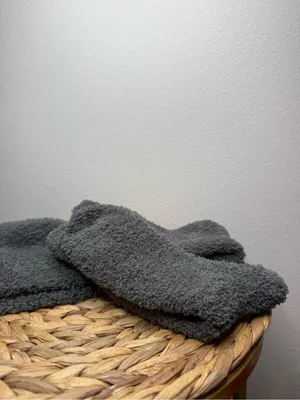 Barefoot Dreams CozyChic Beanie And Sock Gift Set thumbnail 4