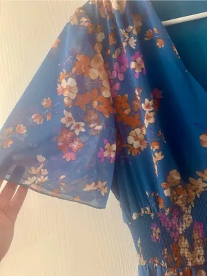 NWT Blue Floral V-Neck Maxi Dress, Size Medium thumbnail 6