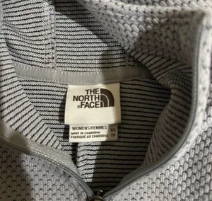 North face sweater thumbnail 2
