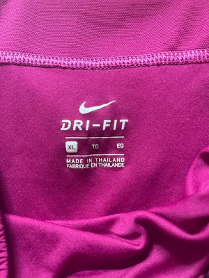 Burgundy Shorts Size XL thumbnail 3