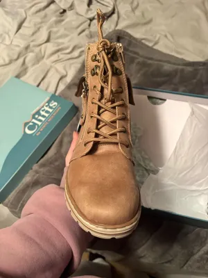 Cliff boots  thumbnail 2