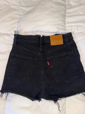 Levi’s Ribcage Shorts Denim thumbnail 2