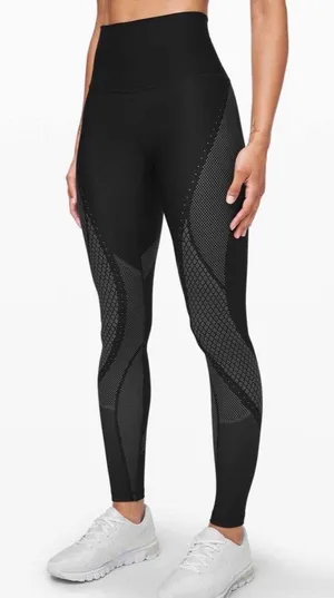 Lululemon Mapped Out High-Rise Tight 28" thumbnail 1