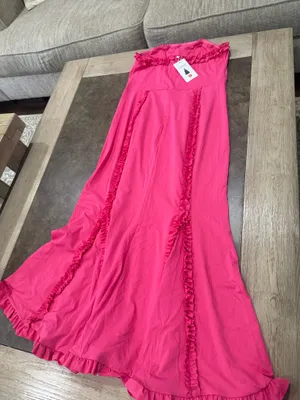 Zesica Strapless Pink Ruffle Mermaid Dress with Black Bow Detail thumbnail 6