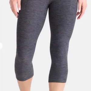 ATHLETIC WORKS Womens Athlesure Capris Size Large With Side Pockets Gray New thumbnail 2