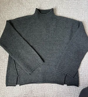 Nordstrom Sweater thumbnail 1