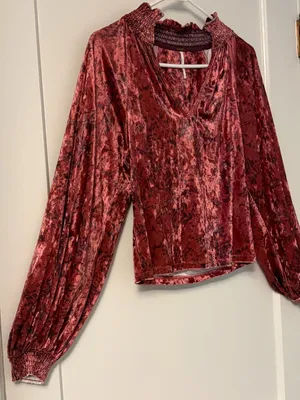 Free People Go Get 'Em Crushed Velvet Balloon Sleeve Blouse size XS bohemian thumbnail 4
