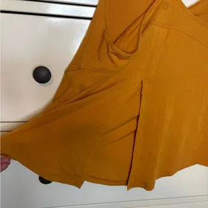 Lululemon Athletica tank top thumbnail 3