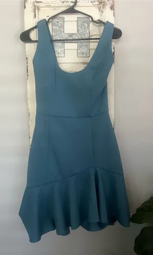 Elliatt Women’s Teal Sleeveless Fit-and-Flare Dress size small thumbnail 1