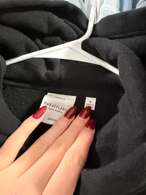 Aritzia Sweatshirt TNA Cozy thumbnail 2