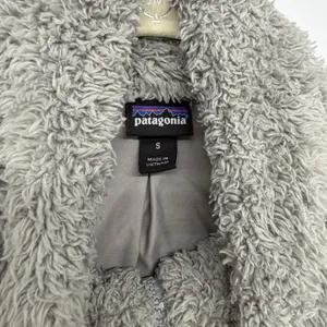 Patagonia Los Gatos Fleece Vest Grey Womens Small 25216 FA19 Full Zip‎ High Neck thumbnail 3