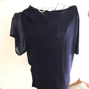 Zara Basic Special Edition Short Sleeve Top Zipper Detail Size Large Navy thumbnail 5