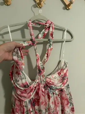Lulu’s Pink Floral Halter Mini Dress size Medium thumbnail 4