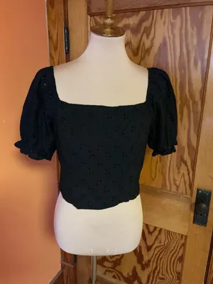 Mason & Belle Black Smocked Puff Sleeve Top Lace Up Back Crop Blouse Size L thumbnail 8