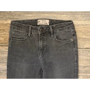 Free People Washed Black Low Rise Flared Jeans Raw Hem‎ Cropped Size 24 Slim Fit thumbnail 3