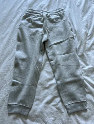 Lululemon Scuba High-Rise Cropped Jogger thumbnail 3