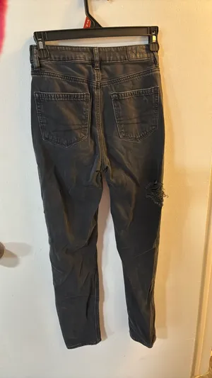 American Eagle Mom jeans thumbnail 2